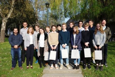 EBS DG Präs 10 04 10 Alle